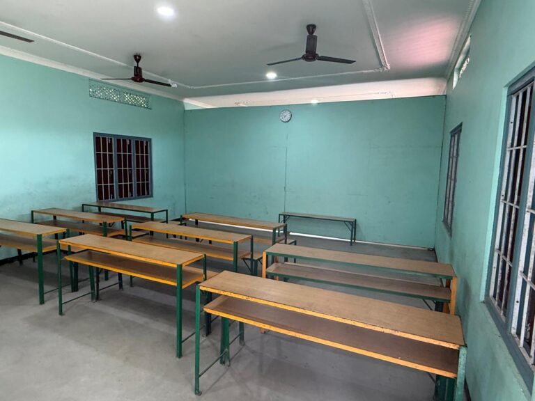 WhatsApp Image 2025-11-29 at 08.45.49 (2)